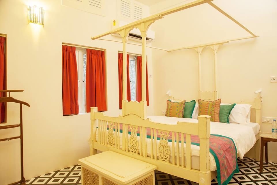The Ivy House Bed and Breakfast Calcutta Buitenkant foto
