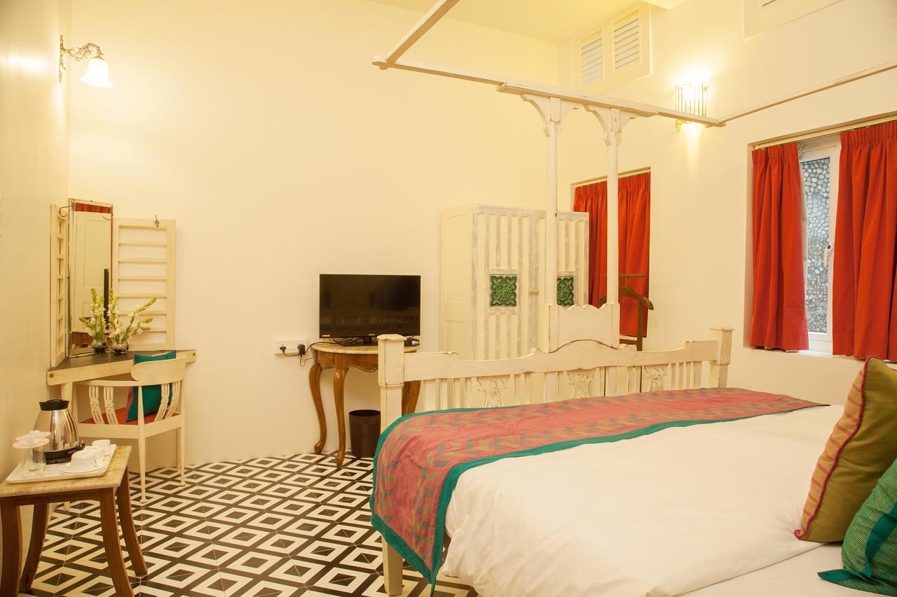 The Ivy House Bed and Breakfast Calcutta Buitenkant foto