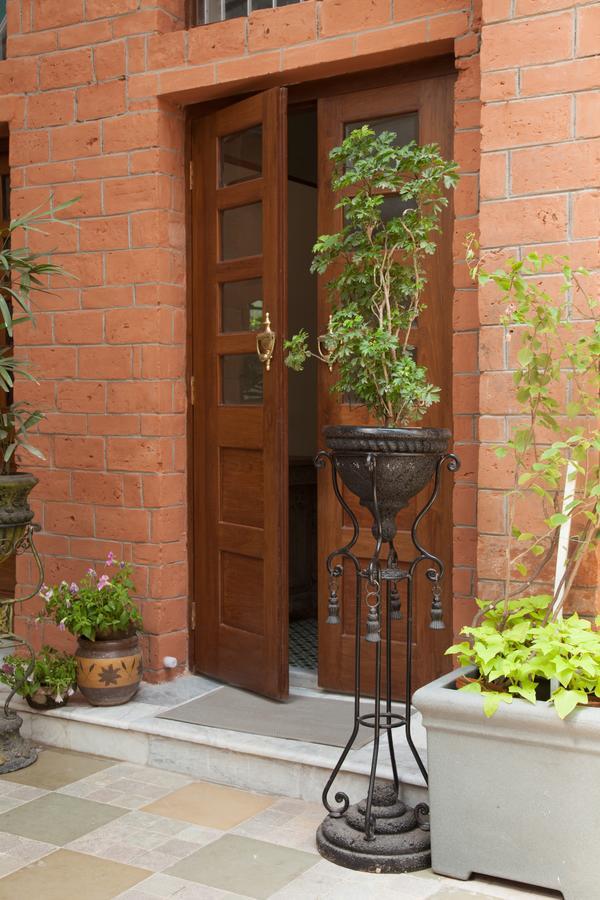 The Ivy House Bed and Breakfast Calcutta Buitenkant foto