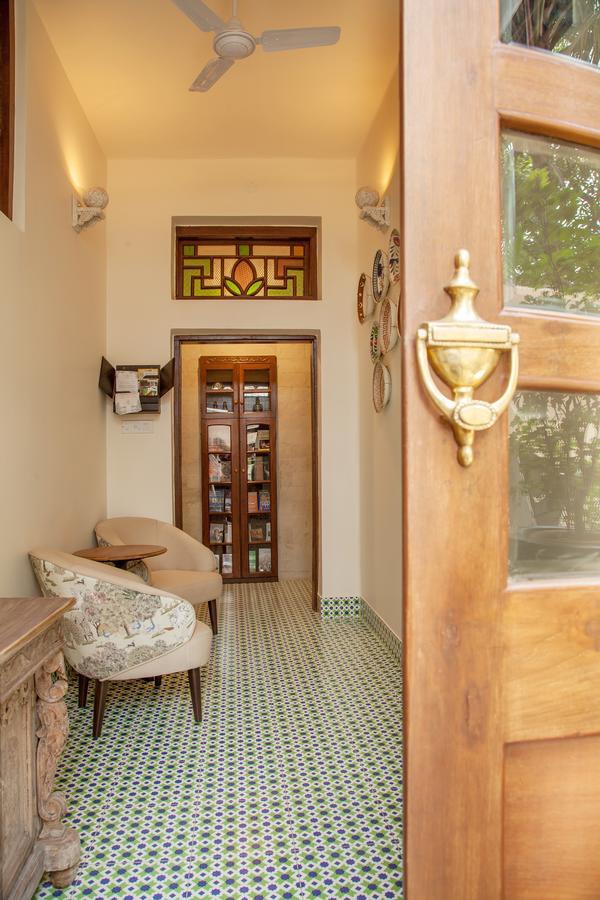 The Ivy House Bed and Breakfast Calcutta Buitenkant foto